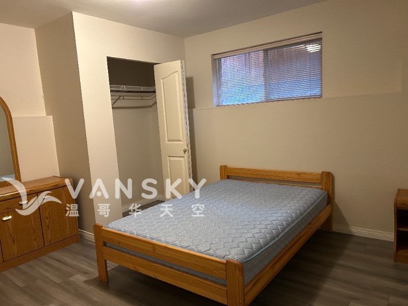 260314002145_Room 1.jpg